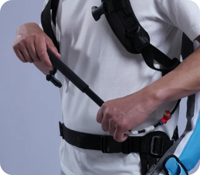 空気を充填している様子